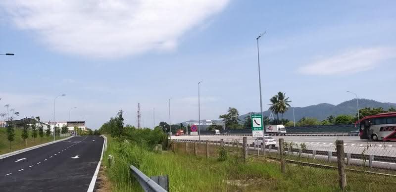 Rumah Teres 2-Tingkat untuk Disewa di Taman Bukit Kepayang (Bukit Kepayang) - Nicky Chua - Exterior - PropertyGuru.com.my
