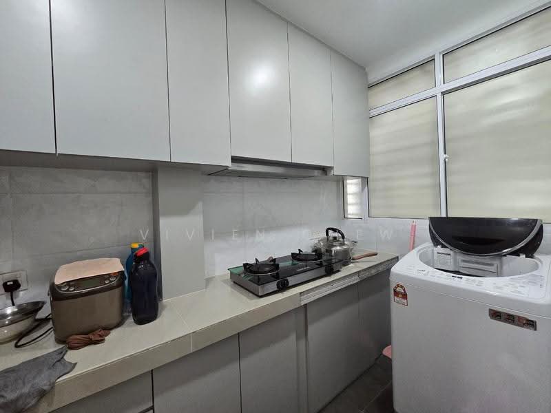Apartment for Sale at The Rise Collection 3 - Vivien Chew - Kitchen - PropertyGuru.com.my