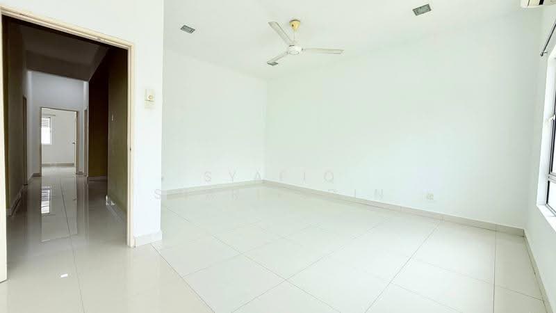 Rumah Teres 2-Tingkat untuk Dijual di D'Kayangan (Shah Alam) - Syafiq Sharifudin - PropertyGuru.com.my