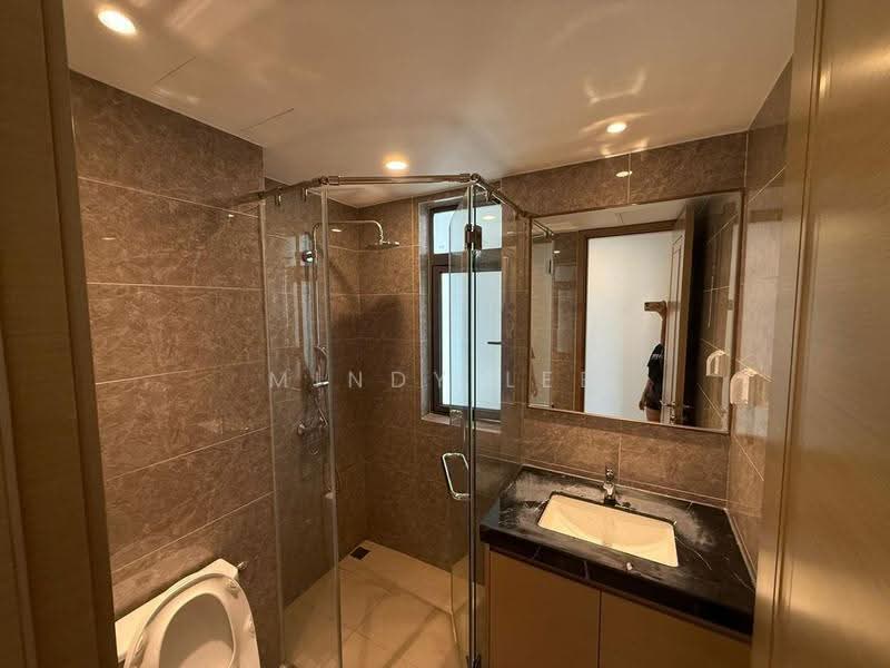Kondominium untuk Dijual di R&F Princess Cove Phase 2-Seine Region - Mindy Lee - Bathroom - PropertyGuru.com.my