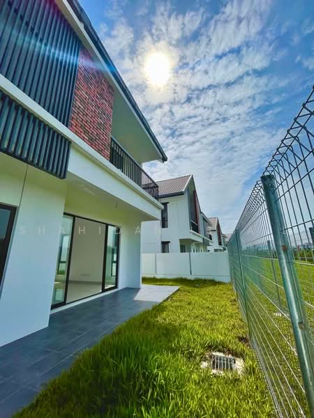 Rumah Berkembar untuk Dijual di Serene Heights (Semenyih) - Shahidan Ismail - Exterior - PropertyGuru.com.my