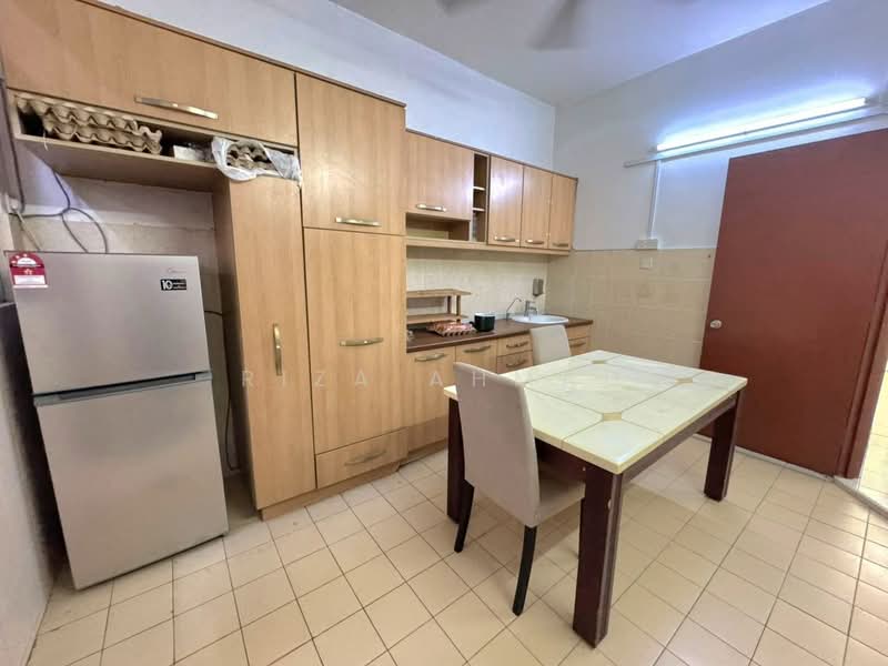 Rumah Teres 2-Tingkat untuk Dijual di Kota Damansara (Selangor) - Riza Ahmad - PropertyGuru.com.my