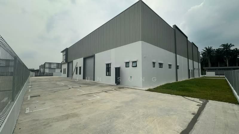 Factory for Rent in Eco Business Park 1 (Johor Bahru) - Jun Song - Exterior - PropertyGuru.com.my