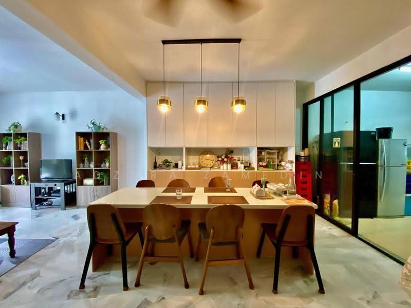 2-storey Terraced House for Sale in Taman Saujana Puchong (Seri Kembangan) - Adzura Zamedin - Dining Room - PropertyGuru.com.my