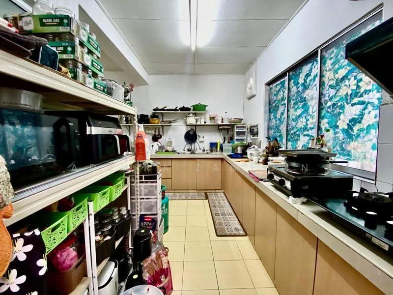 2-storey Terraced House for Sale in Taman Saujana Puchong (Seri Kembangan) - Adzura Zamedin - Kitchen - PropertyGuru.com.my