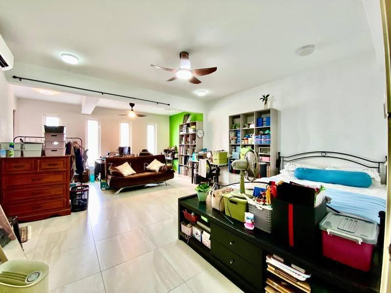 2-storey Terraced House for Sale in Taman Saujana Puchong (Seri Kembangan) - Adzura Zamedin - Living Room - PropertyGuru.com.my