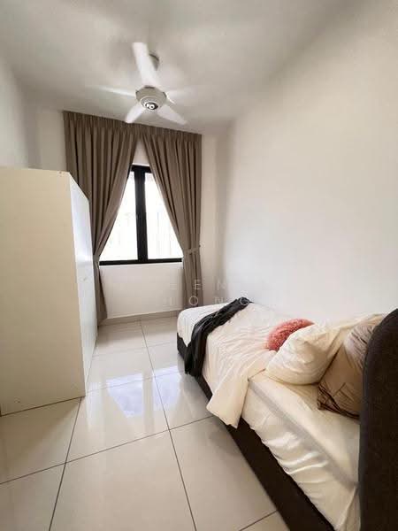 Service Residence for Sale at Parc 3 - Kweenie Chong - Bedroom - PropertyGuru.com.my