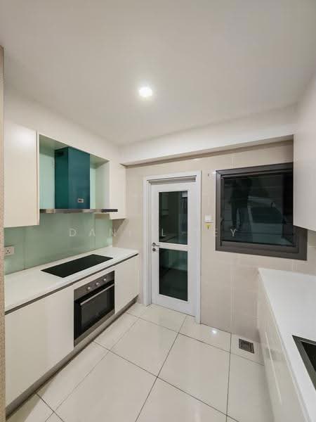 Condominium for Rent at Iskandar Residences - Daniel Tey - Kitchen - PropertyGuru.com.my