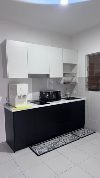 Kondominium untuk Disewa di Residensi Sateria - Muhammad Zulkarnain Nur Salim - Kitchen - PropertyGuru.com.my