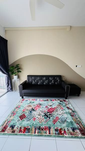 Kondominium untuk Disewa di Residensi Sateria - Muhammad Zulkarnain Nur Salim - Living Room - PropertyGuru.com.my