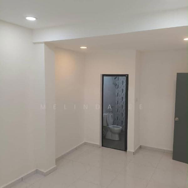 1-storey Terraced House for Sale in Taman Gembira (Tampoi) - Melinda Ee - Interior - PropertyGuru.com.my