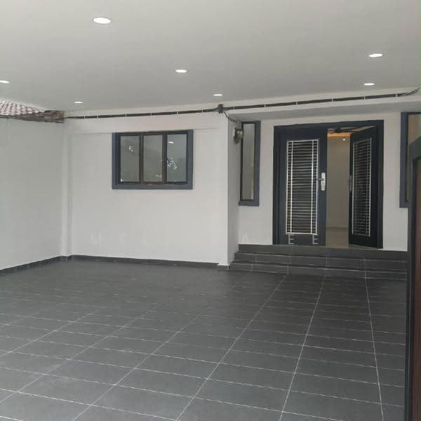 1-storey Terraced House for Sale in Taman Gembira (Tampoi) - Melinda Ee - Exterior - PropertyGuru.com.my