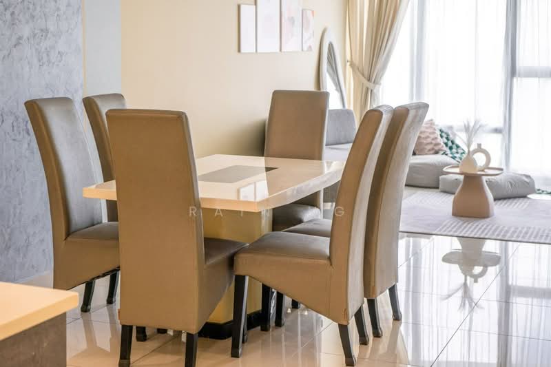Service Residence for Sale at Southkey Mosaic - Rain Ng - Dining Room - PropertyGuru.com.my
