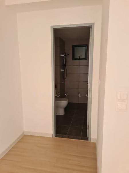 Kediaman Servis untuk Dijual di M Luna - Jenson Low - Bathroom - PropertyGuru.com.my