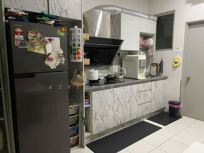 Service Residence for Rent at The Zizz @ Damansara North - Azri Zabidin - Kitchen - PropertyGuru.com.my