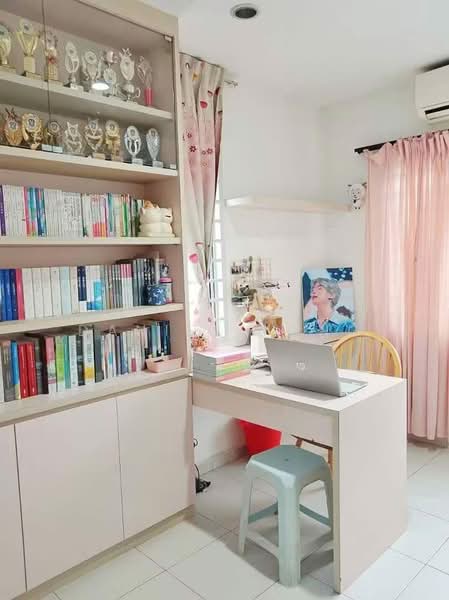 2-storey Terraced House for Sale in Taman Setia Indah (Tebrau) - Daniel Yong - Study - PropertyGuru.com.my