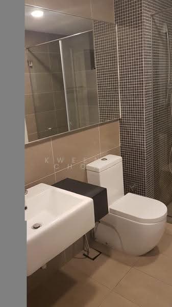 Apartment for Sale at V Residence Suites @ Sunway Velocity - Kweenie Chong - Bathroom - PropertyGuru.com.my