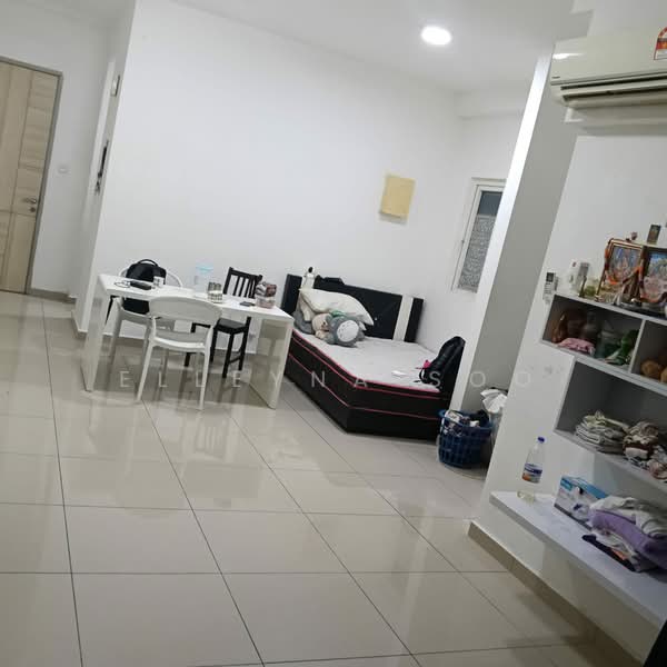 Kediaman Servis untuk Dijual di Seasons Amara Larkin - Elleyna Soo - Living Room - PropertyGuru.com.my