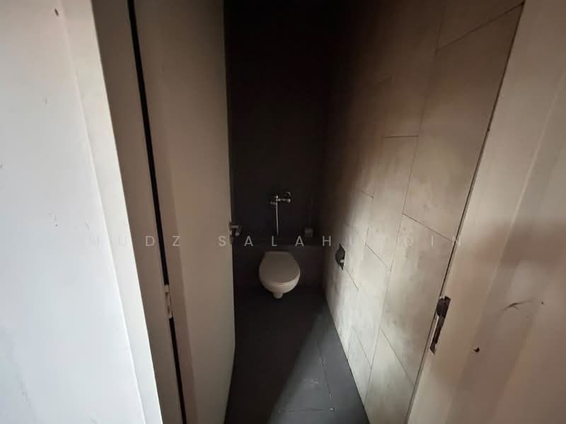 Shop / Office for Rent in Cyberjaya (Selangor) - Mudz Salahuddin - Bathroom - PropertyGuru.com.my