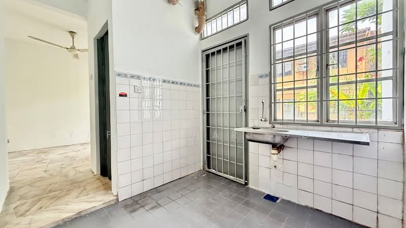 Rumah Teres 2-Tingkat untuk Dijual di Usj 1 (Subang Jaya) - Syafiq Sharifudin - Kitchen - PropertyGuru.com.my