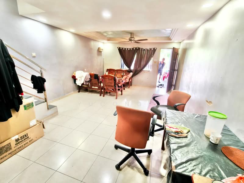 2-storey Terraced House for Sale in Taman Saleng (Kulai) - Yucong . - Living Room - PropertyGuru.com.my