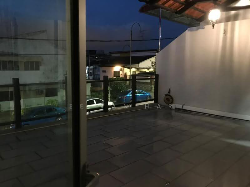 2-storey Terraced House for Sale in Taman Tebrau Jaya (Johor Bahru) - Ee Van Har - Exterior - PropertyGuru.com.my