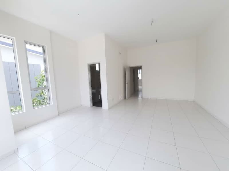 Rumah Teres 2-Tingkat untuk Dijual di Bandar Tasik Puteri (Rawang) - Derrick Ang - Living Room - PropertyGuru.com.my