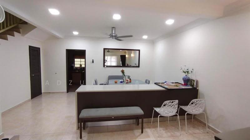 Rumah Teres 2-Tingkat untuk Dijual di Bukit Jelutong (Shah Alam) - Adzura Zamedin - Interior - PropertyGuru.com.my