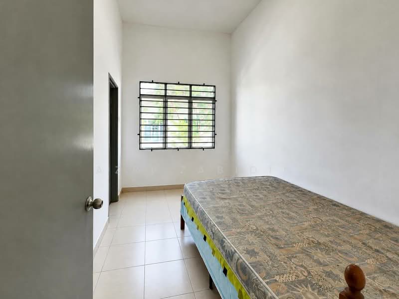 2-storey Terraced House for Sale in Shah Alam (Selangor) - Azri Zabidin - Bedroom - PropertyGuru.com.my