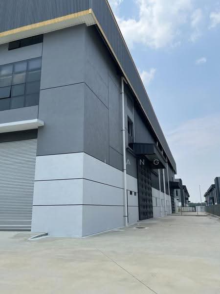 Semi-D Factory for Rent in Kampung Sri Cheeding (Jenjarom) - Pepsi Ang - Exterior - PropertyGuru.com.my