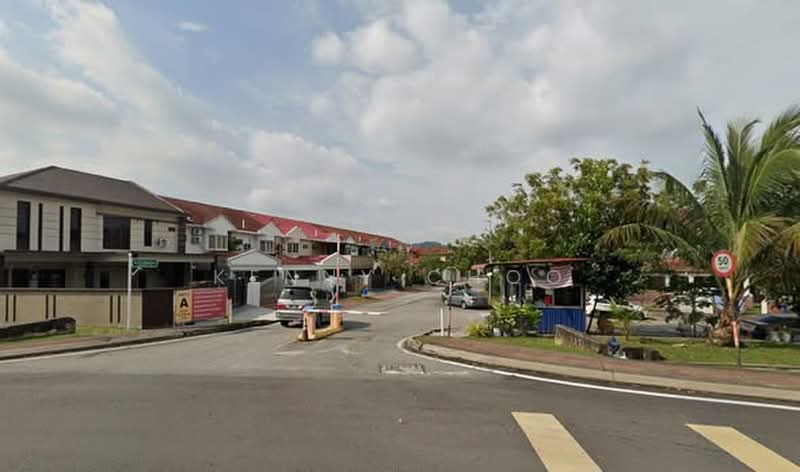 2-storey Terraced House for Sale in Seksyen 7 (Shah Alam) - Kenny Choo - Exterior - PropertyGuru.com.my