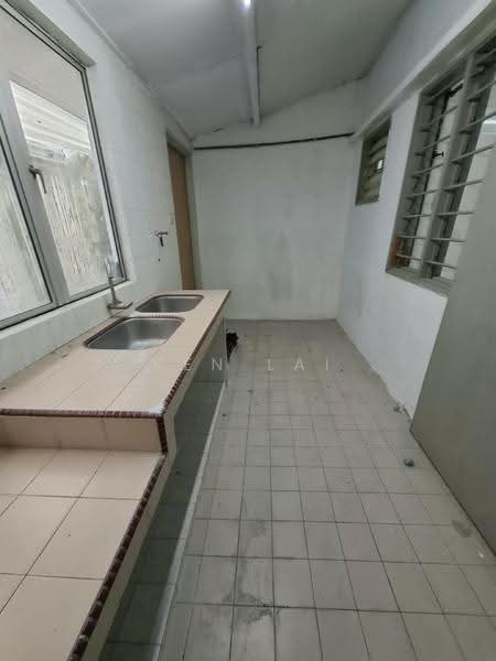 Rumah Teres 2-Tingkat untuk Dijual di Bandar Menjalara (Kuala Lumpur) - Ken Lai - Kitchen - PropertyGuru.com.my
