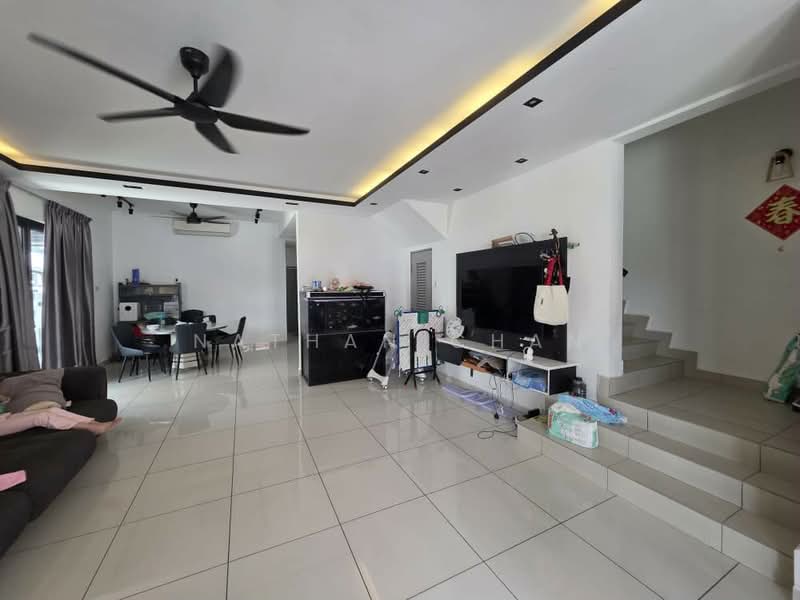 Rumah Teres 2-Tingkat untuk Dijual di Bandar Dato Onn (Tebrau) - Nathan Chan - Living Room - PropertyGuru.com.my