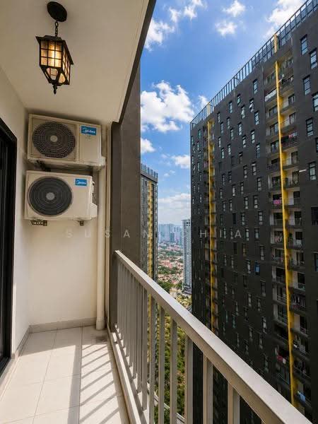 Kondominium untuk Dijual di TRI PINNACLE - Susan Chia - Balcony - PropertyGuru.com.my