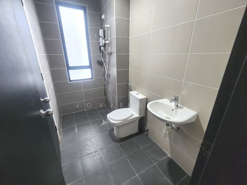 Terraced House for Sale in Kajang East (Semenyih) - Jovie Lee - Bathroom - PropertyGuru.com.my