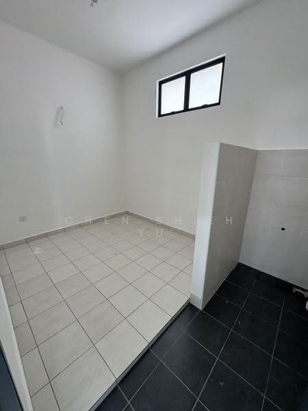 Factory for Rent in Eco Business Park 1 (Johor Bahru) - Chen Shieh Yu - Interior - PropertyGuru.com.my
