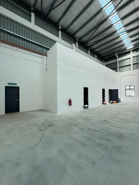 Factory for Rent in Eco Business Park 1 (Johor Bahru) - Chen Shieh Yu - Interior - PropertyGuru.com.my