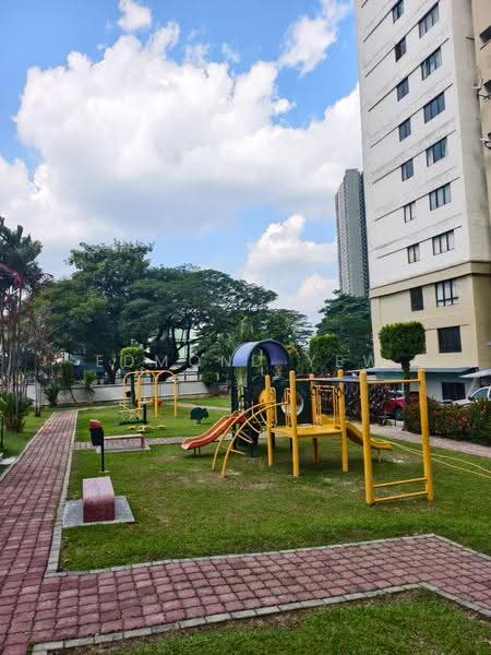 Pangsapuri untuk Dijual di Anjung Hijau (Greenfields) - Edmond Yew - Exterior - PropertyGuru.com.my