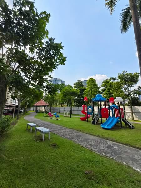 Pangsapuri untuk Dijual di Anjung Hijau (Greenfields) - Edmond Yew - Exterior - PropertyGuru.com.my