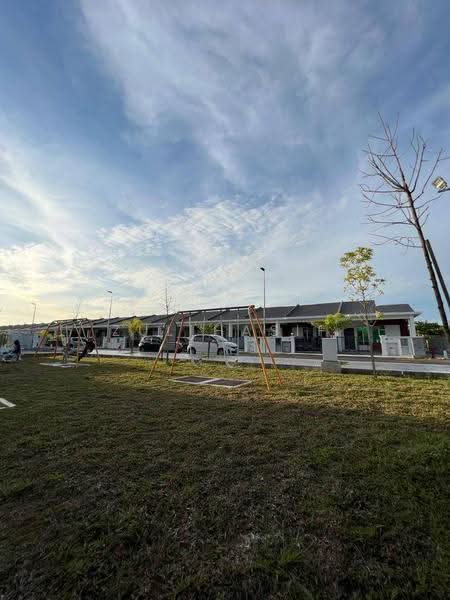 1-storey Terraced House for Sale in Telok Panglima Garang (Selangor) - Zul Hasif - Exterior - PropertyGuru.com.my