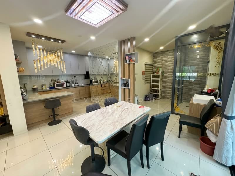 Rumah Teres 2-Tingkat untuk Dijual di Puchong (Selangor) - Evan Goh - Kitchen - PropertyGuru.com.my