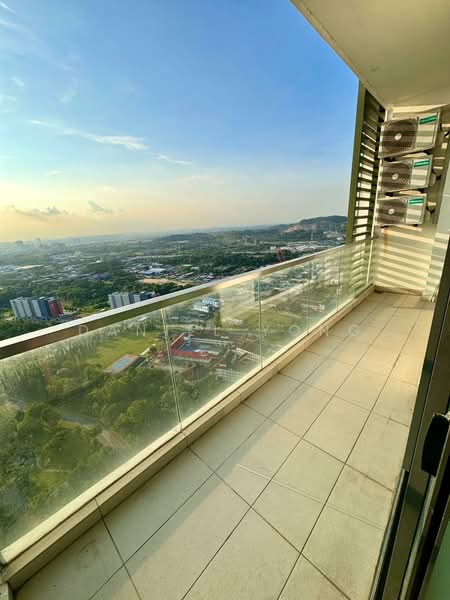 Kediaman Servis untuk Dijual di Green Haven - Daniel Yong - Balcony - PropertyGuru.com.my