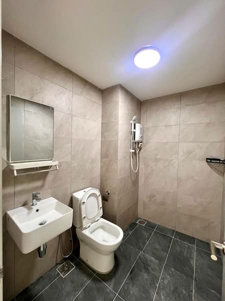 Kediaman Servis untuk Disewa di Tulip Residence - Nazrin Affendy - Bathroom - PropertyGuru.com.my