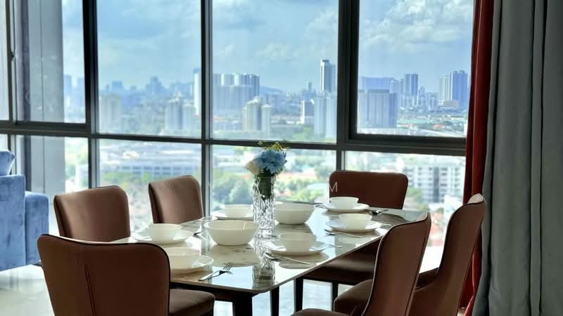 Kondominium untuk Dijual di Capella Embassy (D'Rapport Residences) - YC Lim - Dining Room - PropertyGuru.com.my