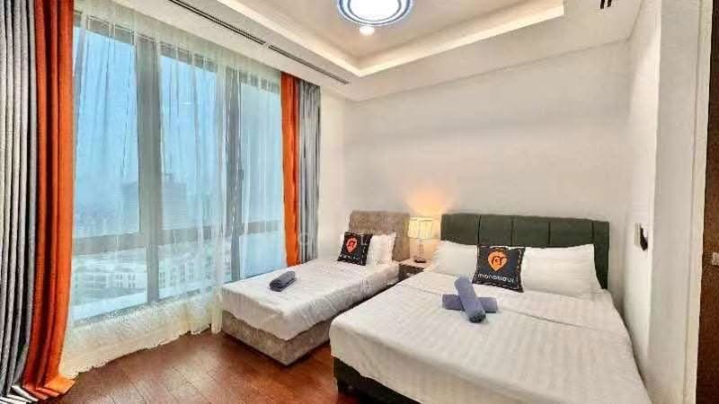 Kondominium untuk Dijual di Capella Embassy (D'Rapport Residences) - YC Lim - Master Bedroom - PropertyGuru.com.my