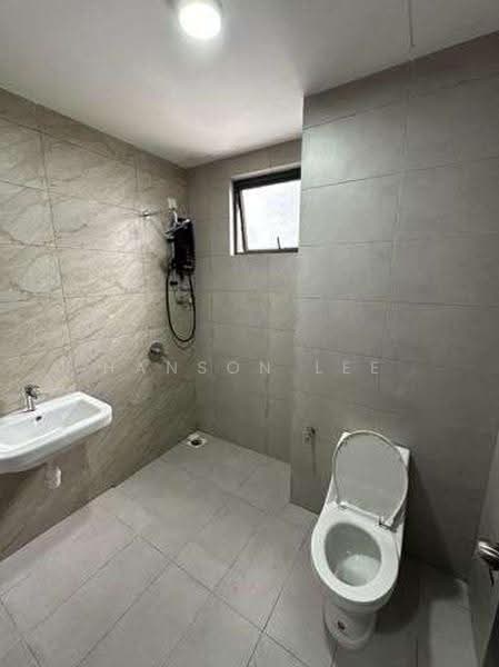 Kondominium untuk Disewa di The Holmes 2 - Hanson Lee - Bathroom - PropertyGuru.com.my