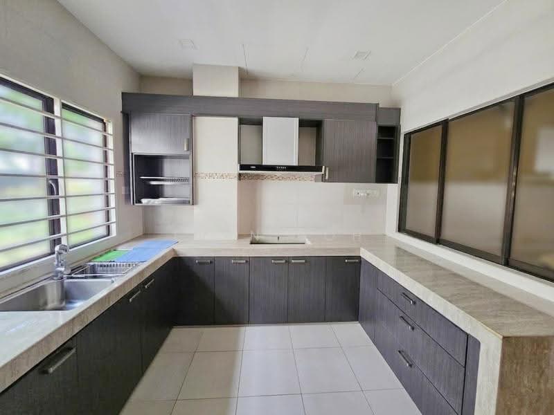Rumah Teres untuk Dijual di Bandar Puteri Puchong (Puchong) - Evan Goh - Kitchen - PropertyGuru.com.my