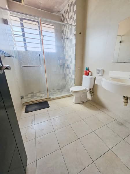 Rumah Teres untuk Dijual di Bandar Puteri Puchong (Puchong) - Evan Goh - Bathroom - PropertyGuru.com.my