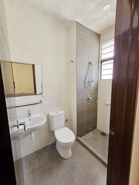 Rumah Teres untuk Dijual di Bandar Puteri Puchong (Puchong) - Evan Goh - Bathroom - PropertyGuru.com.my