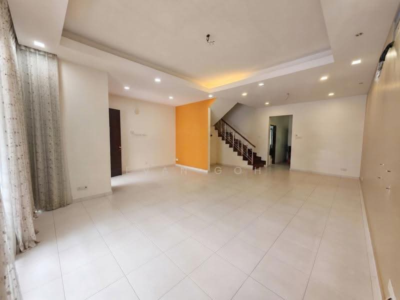 Terraced House for Sale in Bandar Puteri Puchong (Puchong) - Evan Goh - Living Room - PropertyGuru.com.my